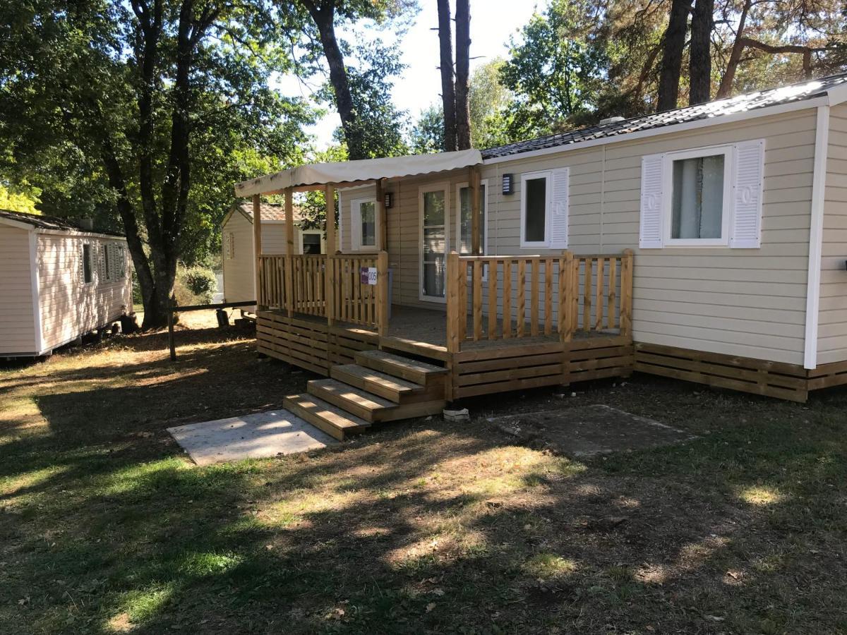 Mobil Home Xxl2 4 Chambres - Camping Chateau La Foret Saint-Julien-des-Landes エクステリア 写真